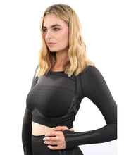 Load image into Gallery viewer, DECATA SEAMLESS SPORTS TOP - BLACK &amp; BROWN