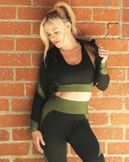 TROIS SEAMLESS SPORTS JACKET - BLACK WITH GREEN