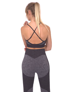 MEGARA SEAMLESS SPORTS BRA WITH STRIPED BAND - BLACK